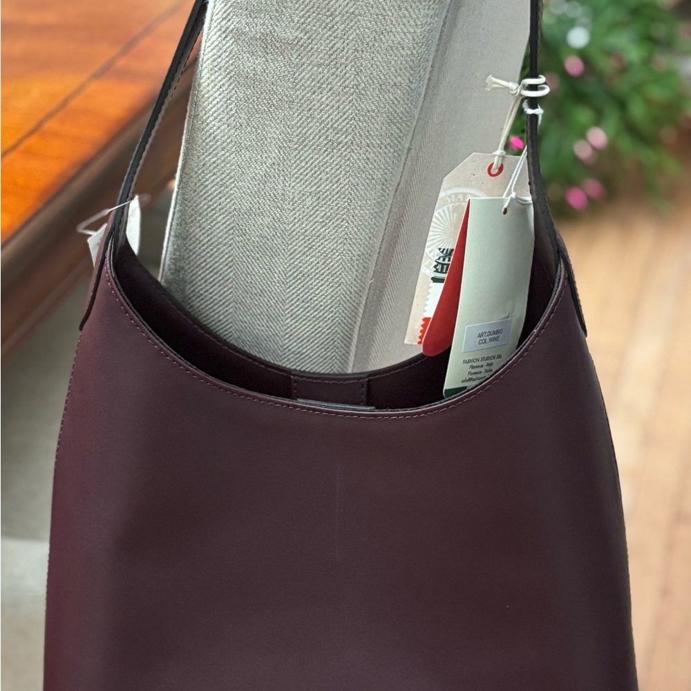 Divina Firenze Elegant Burgundy Women's Bag
